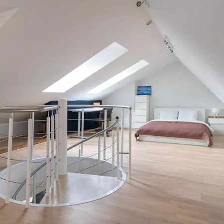 Premium 2-story Penthouse + Terrace アパート リガ