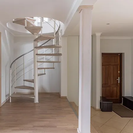 Premium 2-story Penthouse + Terrace